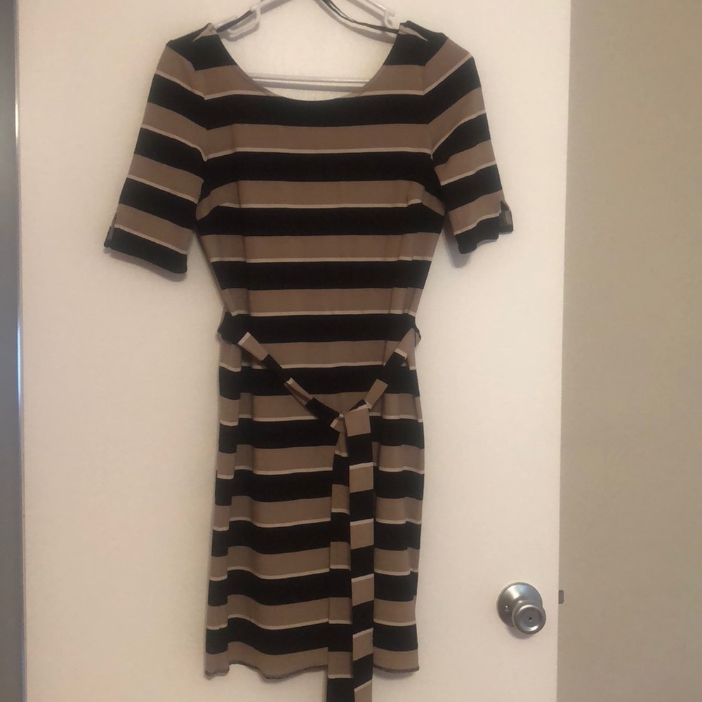 Banana Republic v-back dress